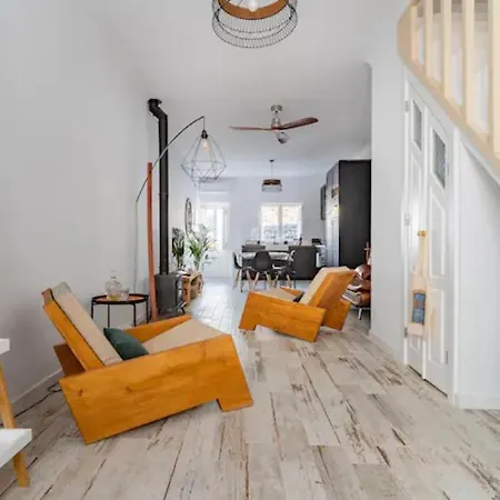 Casa Amo-te - Maison Typique Avec Rooftop - Confort Exceptionnel