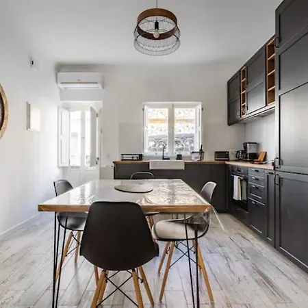 Casa Amo-te - Maison Typique Avec Rooftop - Confort Exceptionnel 度假居 奥良